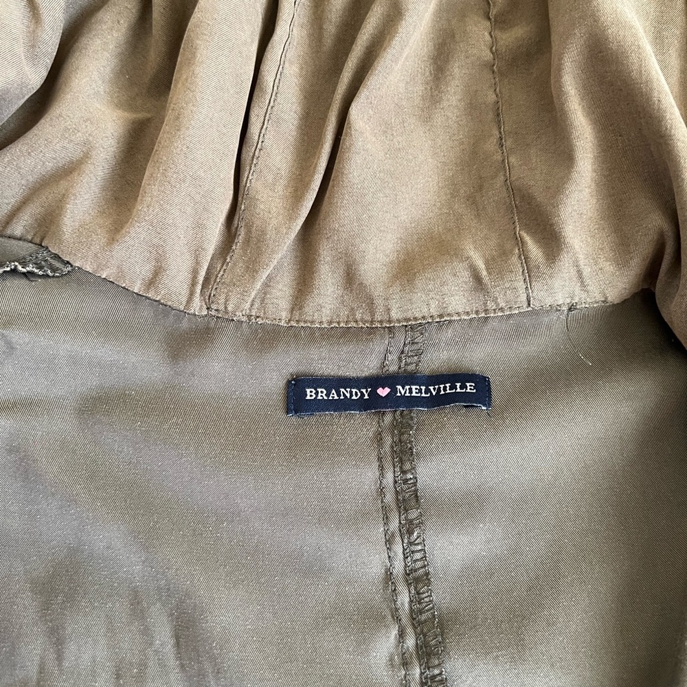 Light Jacket - image 5